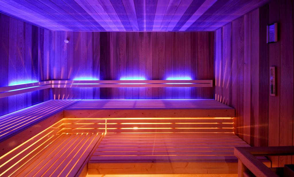 Thomas Hotel Spa & Lifestyle フースム エクステリア 写真