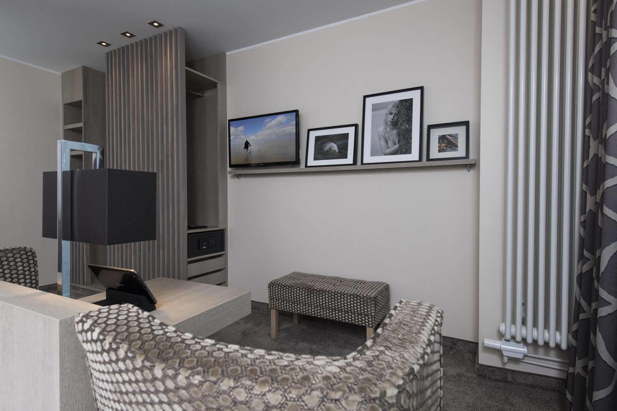 Thomas Hotel Spa & Lifestyle フースム エクステリア 写真