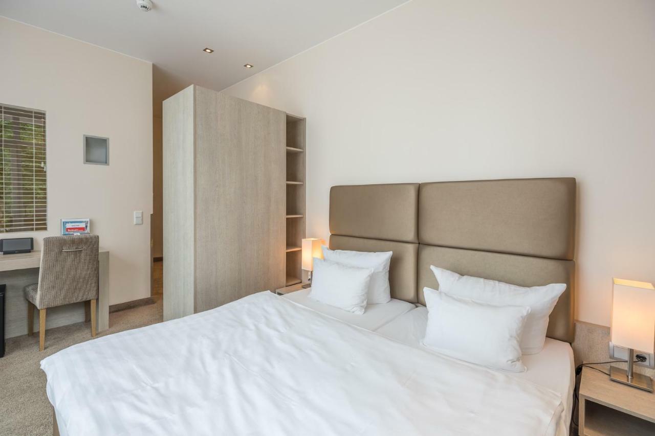 Thomas Hotel Spa & Lifestyle フースム エクステリア 写真