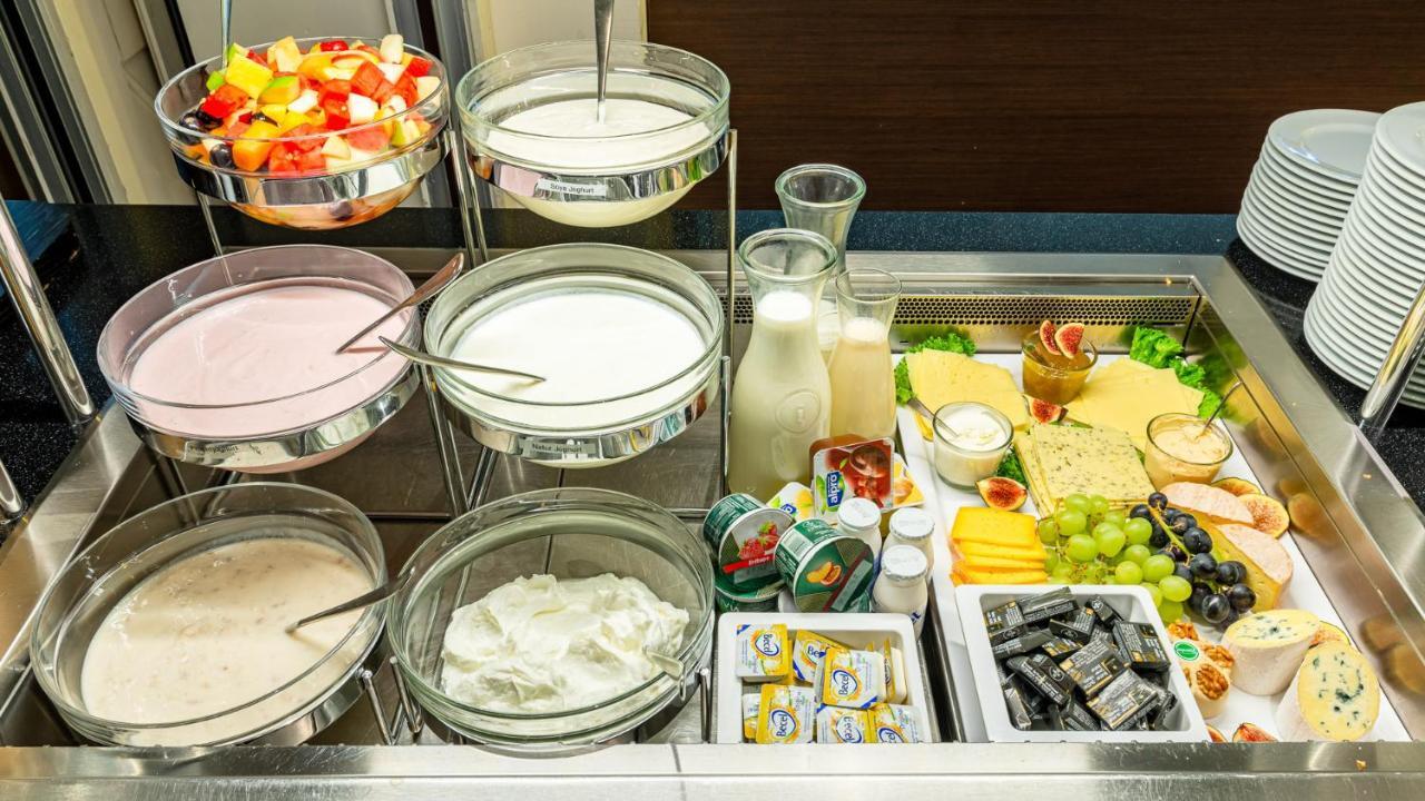 Thomas Hotel Spa & Lifestyle フースム エクステリア 写真